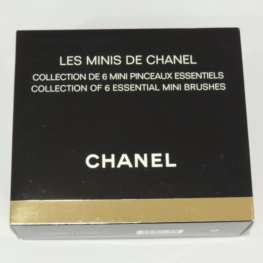 LES MINIS DE CHANEL Collection of 6 Essential Mini Brushes NIB